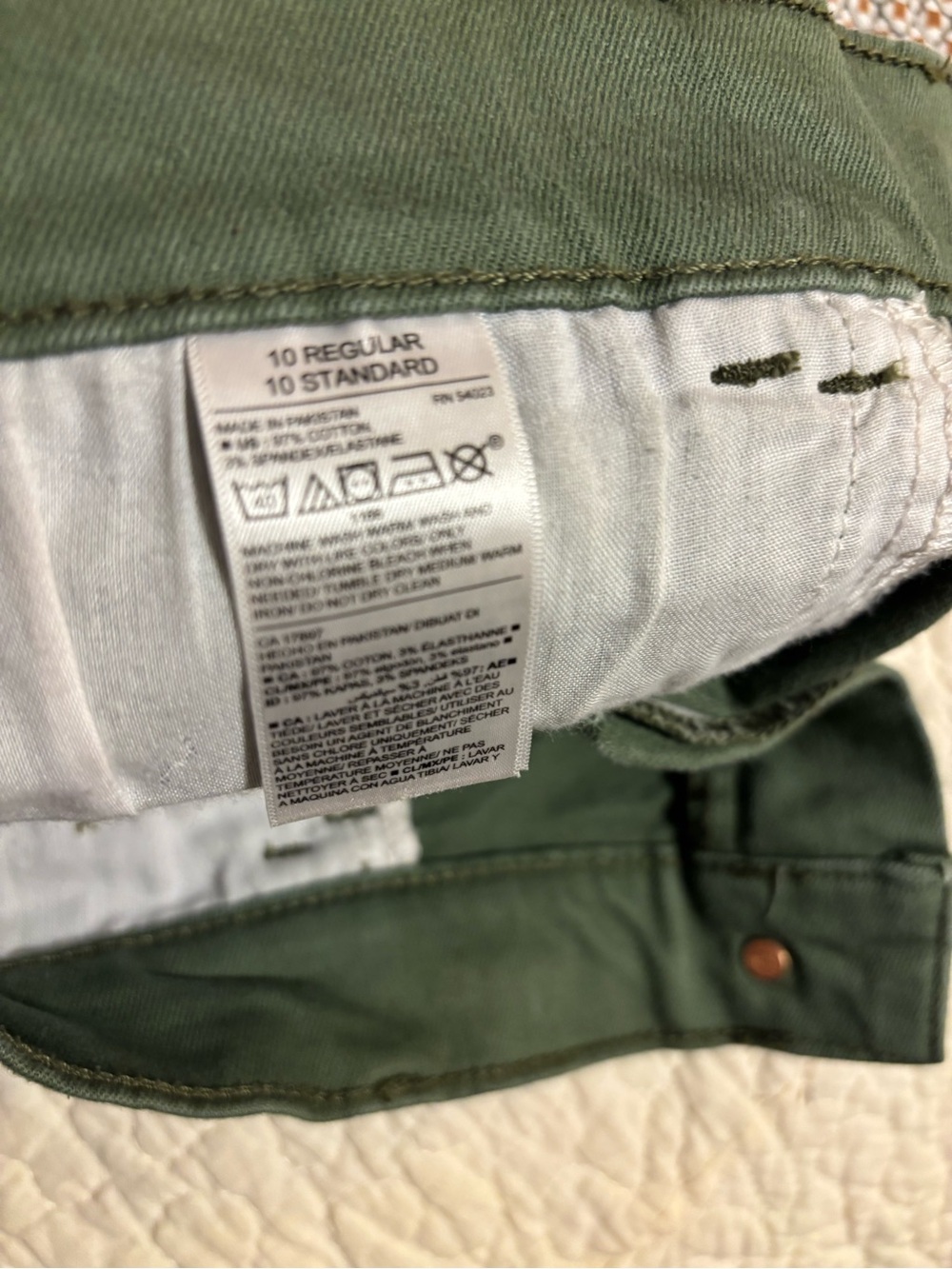Old Navy Olive Green Frayed Hem Denim Shorts - Picture 4 of 4